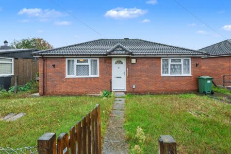 2 bedroom detached bungalow for sale