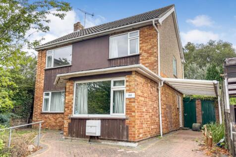 3 bedroom detached house for sale