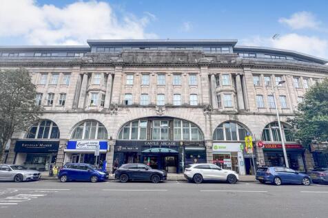 Studio flat for sale