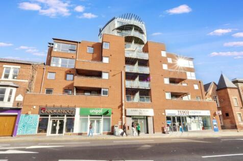 2 bedroom flat for sale