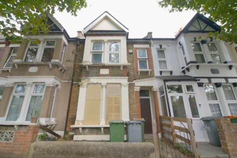 1 bedroom ground floor flat for sale