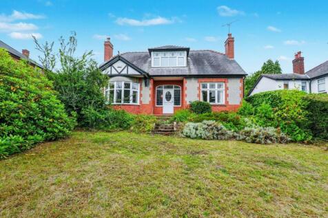 4 bedroom bungalow for sale