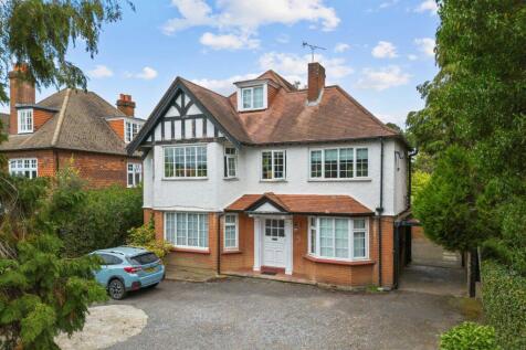 Detached house for sale