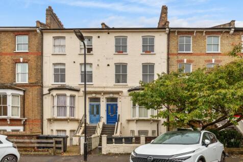 1 bedroom flat for sale