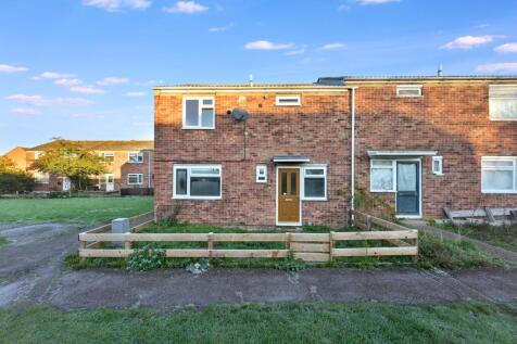 3 bedroom end of terrace house for sale