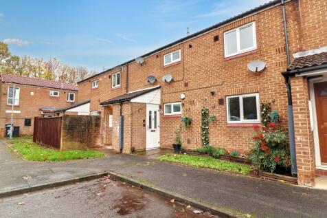 2 bedroom ground floor flat for sale