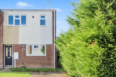 2 bedroom end of terrace house for sale