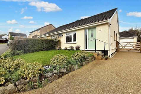 Palace Meadow, Chudleigh 2 bed bungalow for sale