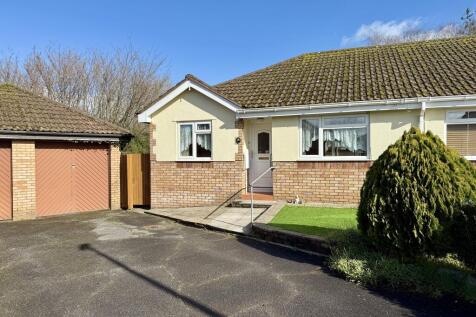 Belmont Close, Kingsteignton, Newton... 2 bed semi