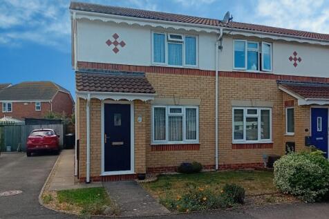 2 bedroom end of terrace house for sale
