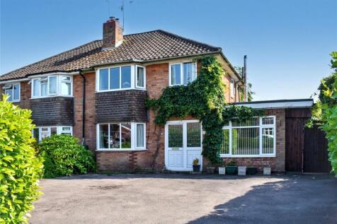 Alexander Avenue, Worcestershire WR9 4 bed semi