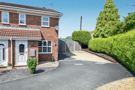 2 bedroom semi-detached house for sale