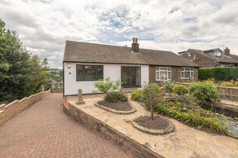 2 bedroom semi-detached bungalow for sale
