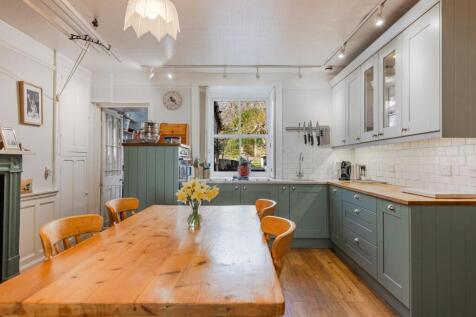 4 bedroom house for sale