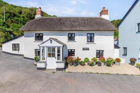 4 bedroom cottage for sale