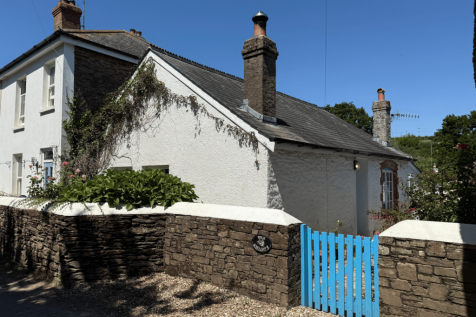 2 bedroom cottage for sale