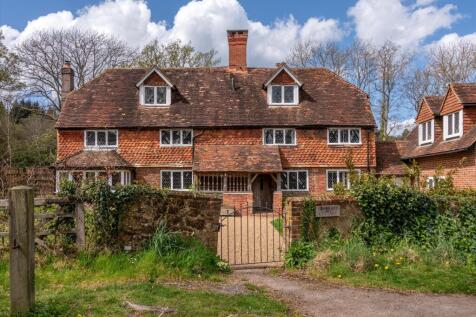 7 bedroom detached house for sale