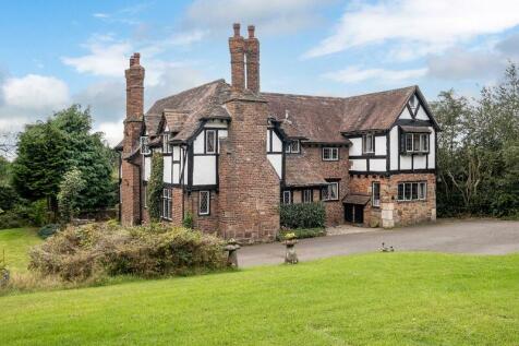 6 bedroom detached house for sale