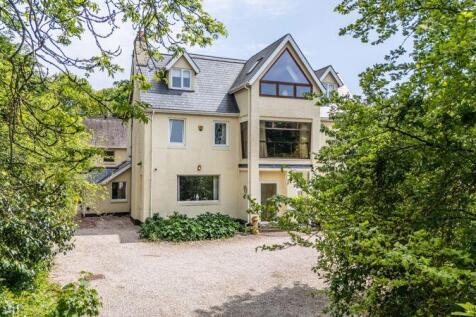 7 bedroom detached house for sale