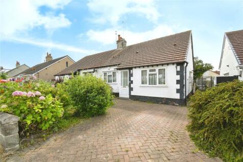 2 bedroom bungalow for sale