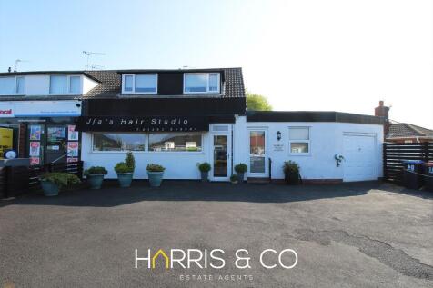 4 bedroom end of terrace house for sale