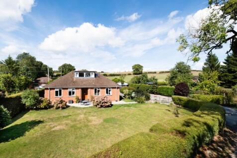 Bewdley Bank HR4 3 bed detached house for sale