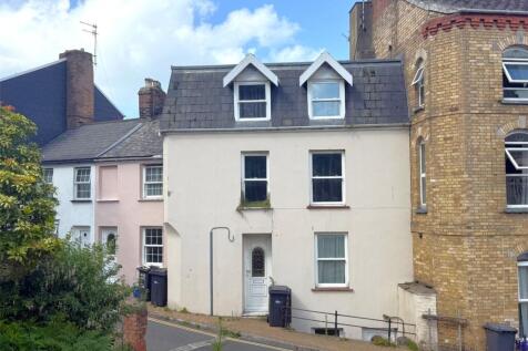 Church Road, Ilfracombe, North Devon... 3 bed detached house for sale