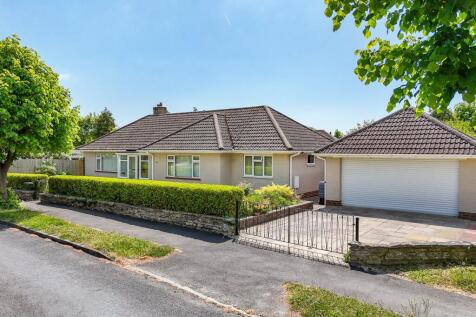 Barton Court Road, New Milton, BH25 3 bed detached bungalow for sale