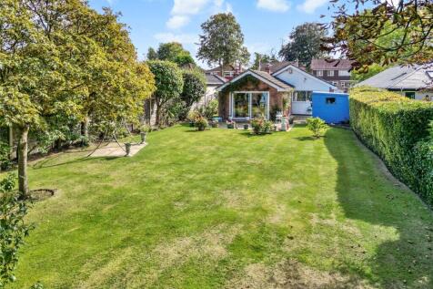 4 bedroom bungalow for sale