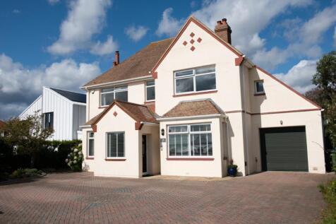 Hill Head, Hampshire PO14 4 bed detached house for sale
