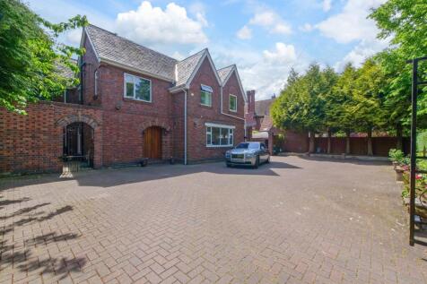 6 bedroom detached house for sale