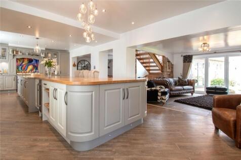 9 Eastgate, Gainsborough DN21 4 bed detached house for sale