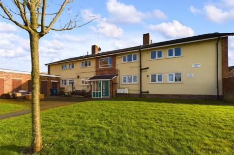 St. Andrews Green, Churchdown... 3 bed apartment for sale