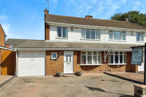 3 bedroom semi-detached house for sale