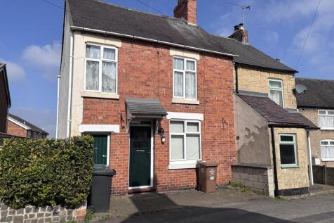 Mount Road, Castle Gresley, DE11 3 bed semi
