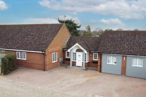 6 bedroom bungalow for sale