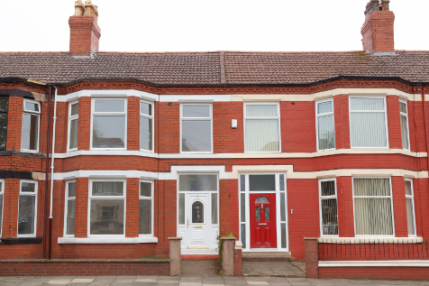 4 bedroom terraced house for sale