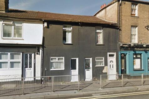 182 Luton Road, Chatham, Medway, ME4 5BP 3 bed apartment for sale