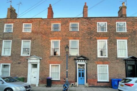 6 bedroom terraced house for sale