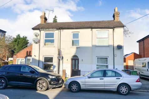 Flat 1, 6 Moorlands Road, Camberley... 1 bed flat for sale