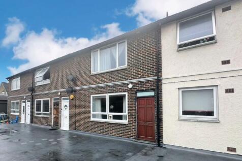 Flat 4 Ruskin House, Selsdon Road... 2 bed flat for sale