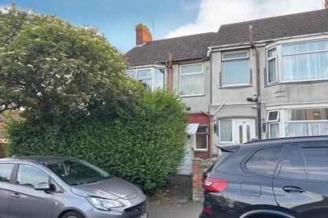 3 bedroom end of terrace house for sale