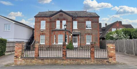 11 bedroom block of apartments for sale
