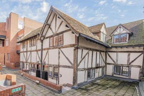 4 bedroom flat for sale