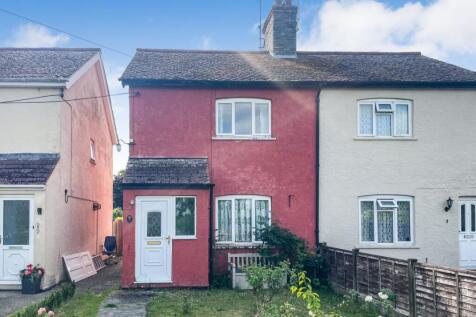 5 Grange Road, Ickleton, Saffron... 3 bed semi