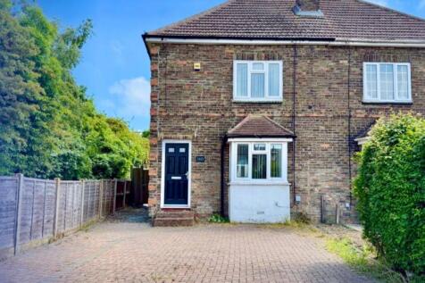 160 Barton Hill Drive, Minster on... 2 bed semi