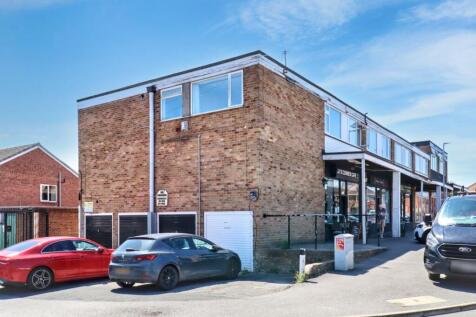 167 Moorgate Road, Kippax, Leeds... 1 bed flat for sale