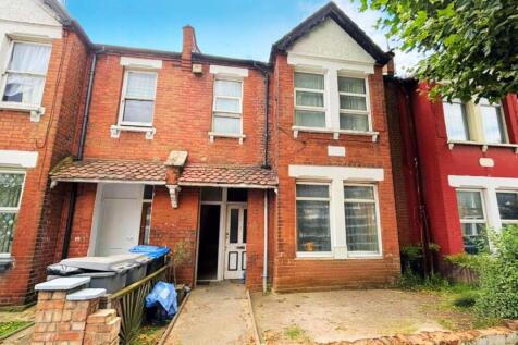 113A Deacon Road, Cricklewood... 2 bed flat for sale