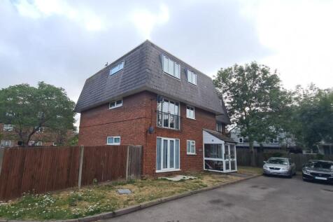 11 Anvil Court, Blacksmith Row... 2 bed flat for sale