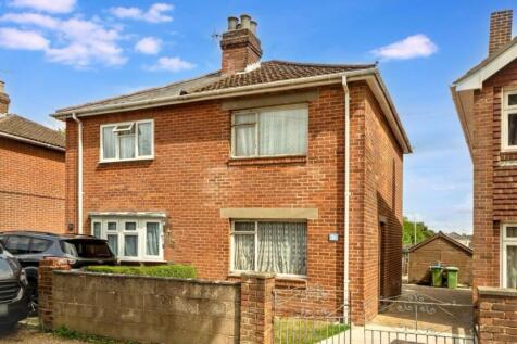 20 Panwell Road, Southampton... 2 bed semi
